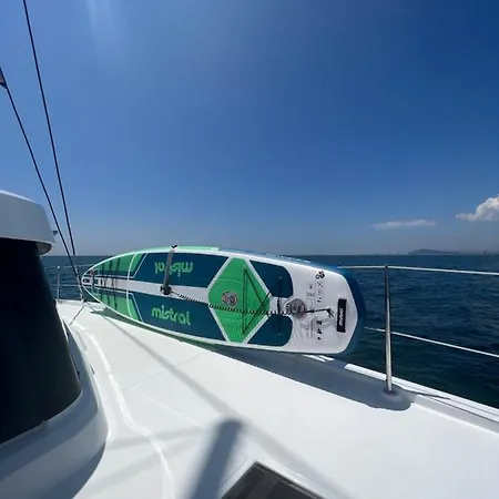 Private Exclusive Catamaran 'hang Loose' Barselona